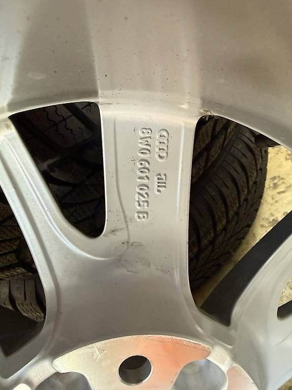 Audi Pneumatici & Ruote complete: Audi A4 Winterräder – Usato da Biessenhofen venduto da lam_7kd9 4