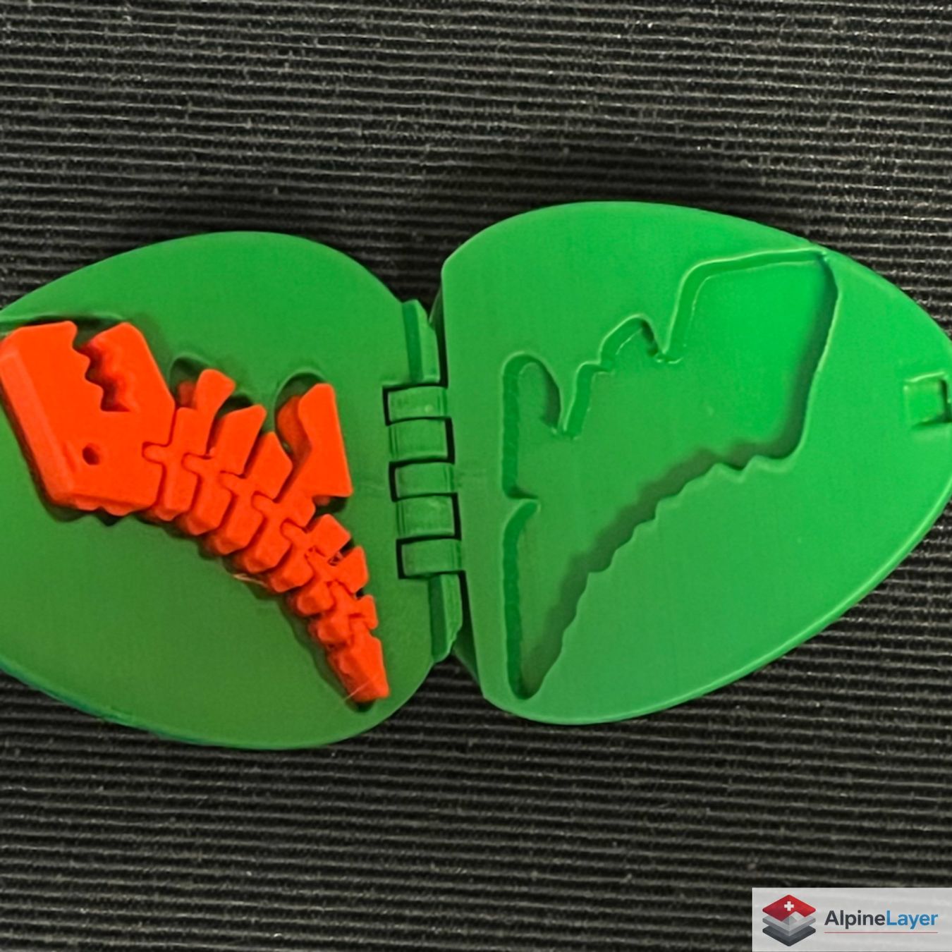 Giocattoli: Flexi Rex Dinosaur Egg 3D Printed Surprise Toy – Nuovo (secondo la descrizione) da Losone venduto da AlpineLayer 1