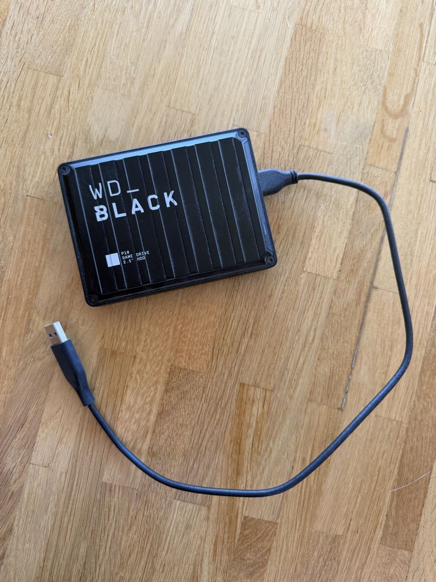Dischi rigidi: WD Black P10 Game Drive – Nuovo (secondo la descrizione) da Herisau venduto da perhaps_x