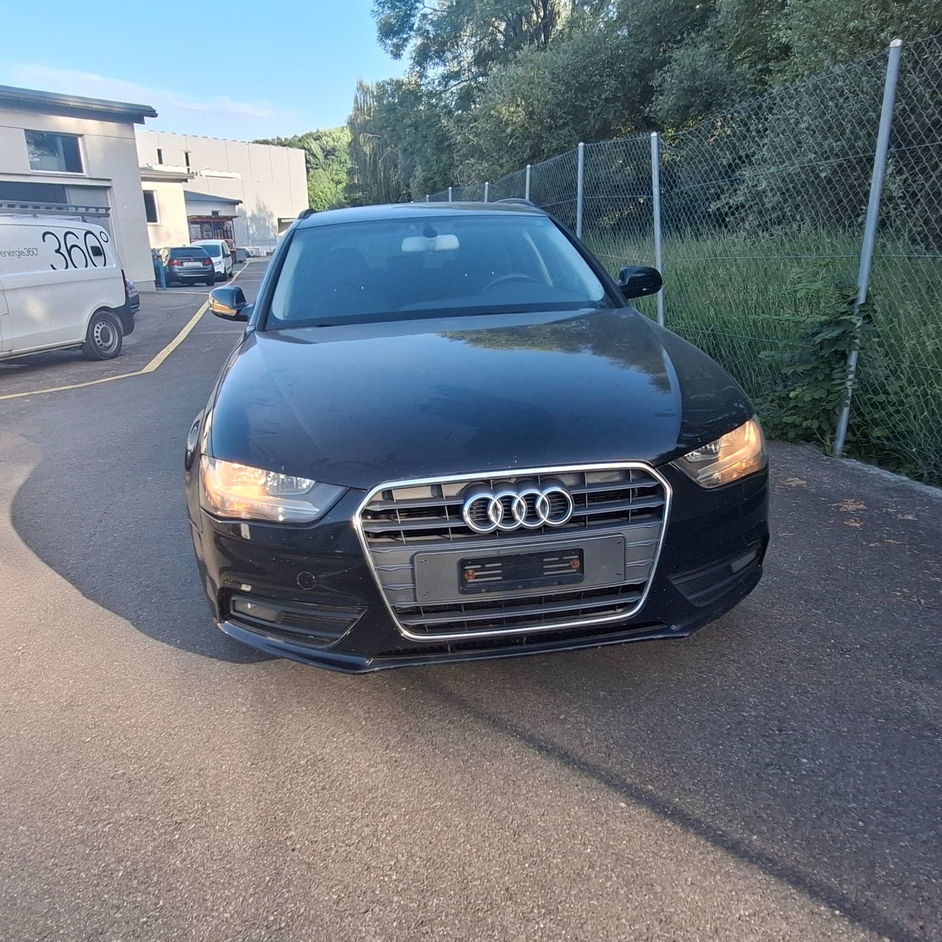 Audi Automobili: Audi A4 Avant 2.0 TDI – Usato da Wolfhalden venduto da Daytona1. 8