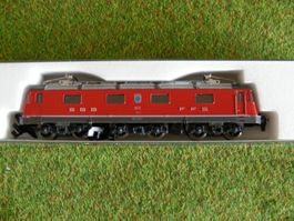 Hobbytrain Locomotive RE 6/6