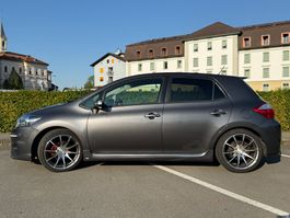 Toyota Auris 1.8 VMa Kompressor K2