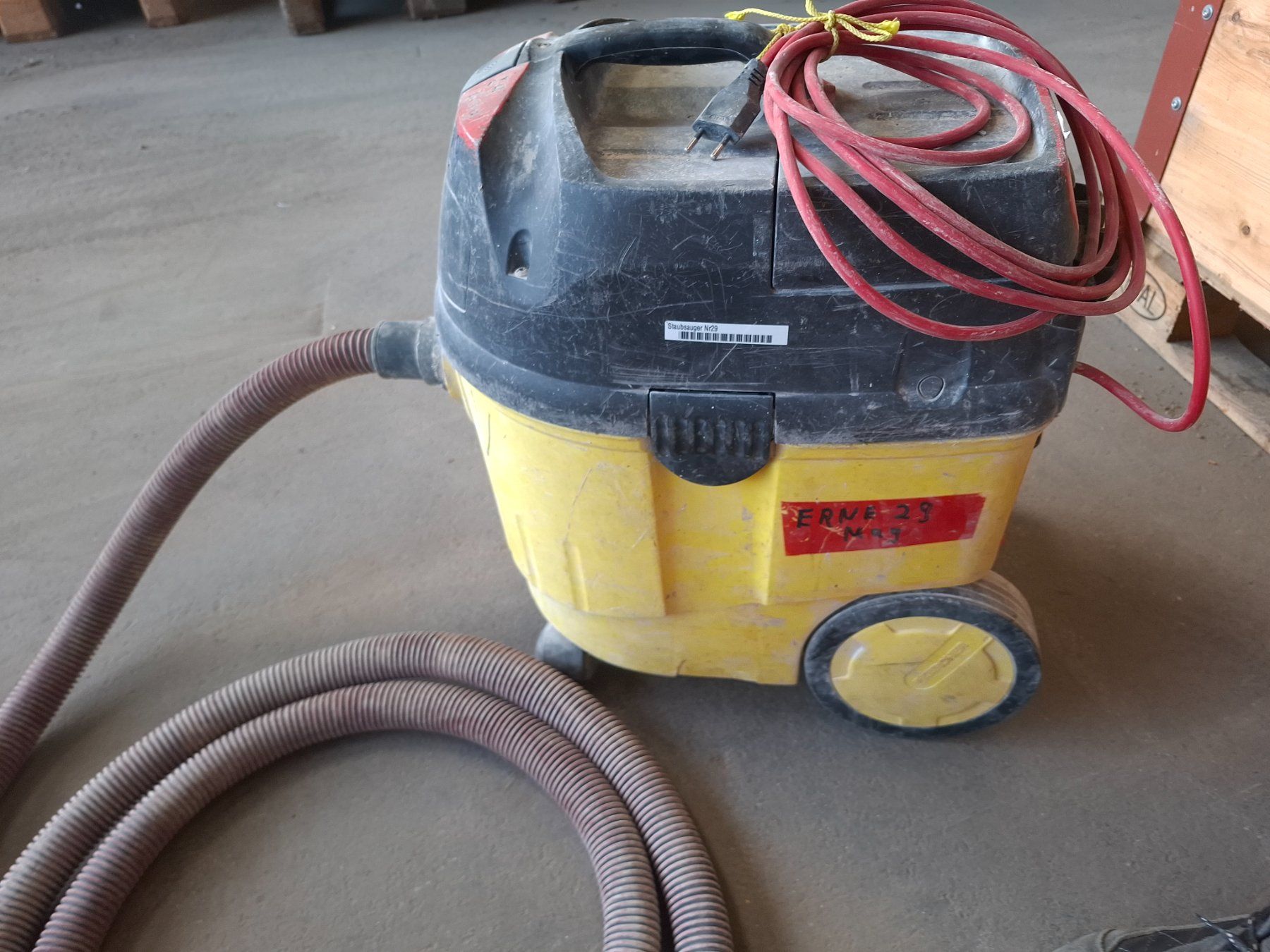 Aspirapolveri & Accessori: Kärcher Professional NT 351 Eco – Usato da Hasle LU venduto da Arag08 3