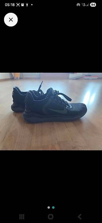 Scarpe da donna: Laufschuhe 38.5 – Usato da Tschingel venduto da Olivia.S