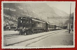 Lötschbergbahn in Station Kandersteg