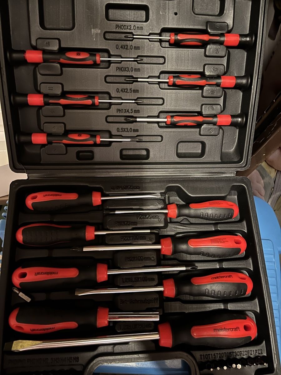 Alle Werkzeuge: Schraubenzieher und bit set 32 tlg Neu go – Neu und originalverpackt aus Altstätten SG von Gogggi
