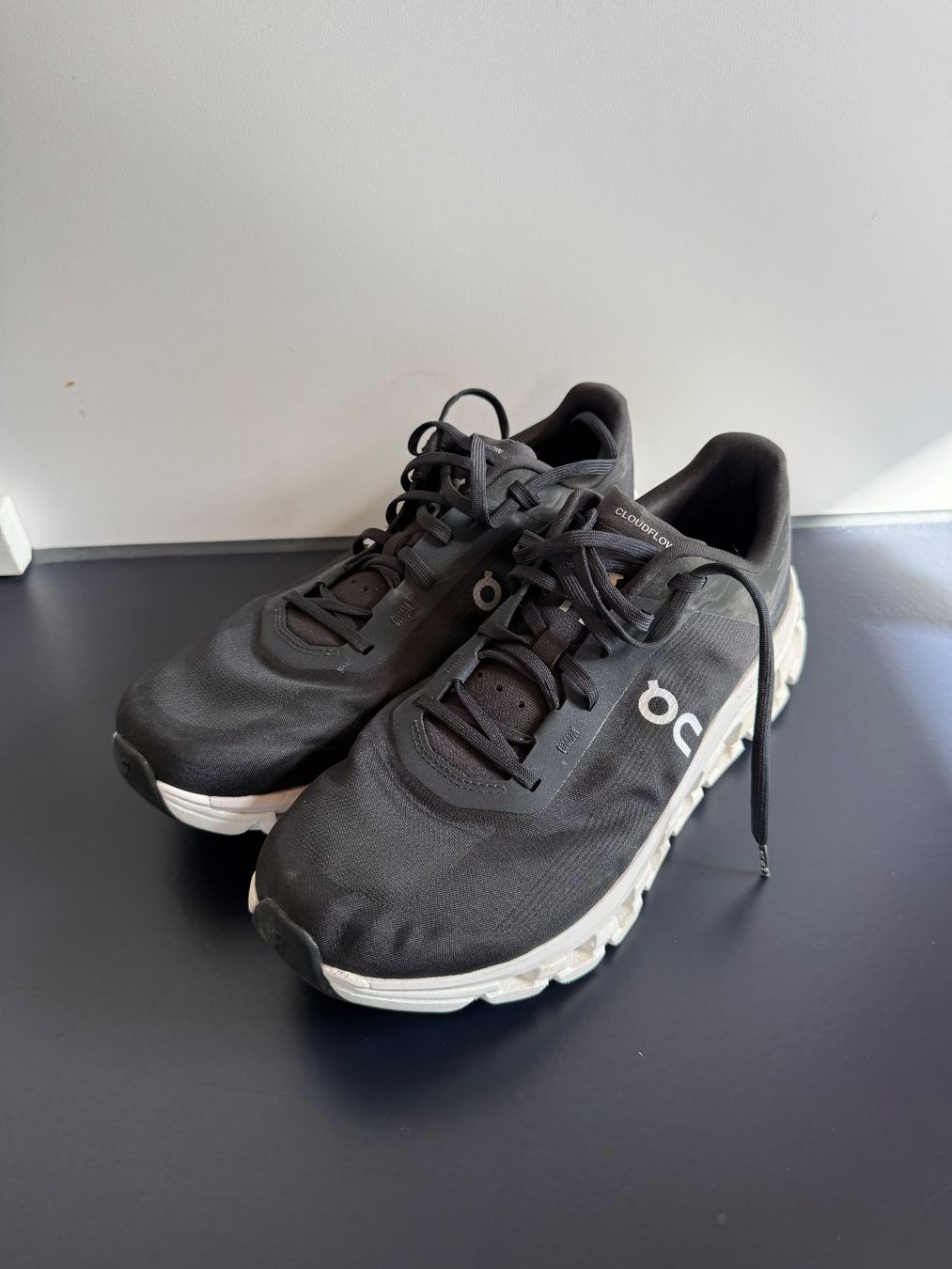 On Scarpe da uomo: On Cloudflow – Usato da Birmensdorf ZH venduto da lookingforalex 1