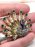 Vintage vergoldete Sphinx Design Brosche  teil emailliert