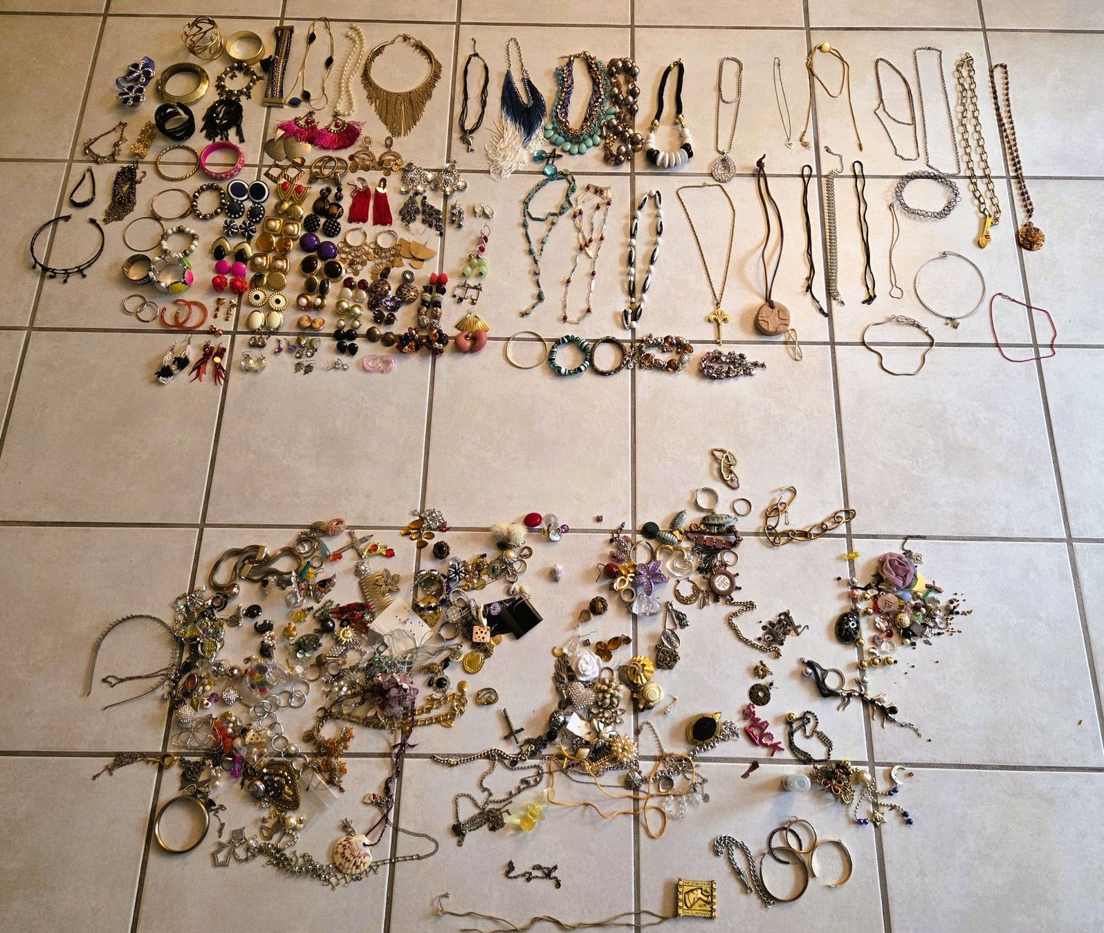 Sonstiger Schmuck: MODESCHMUCK LOT - MODE SCHMUCK KONVOLUT - VINTAGE – Gebraucht aus Brüttisellen von Nighttrain