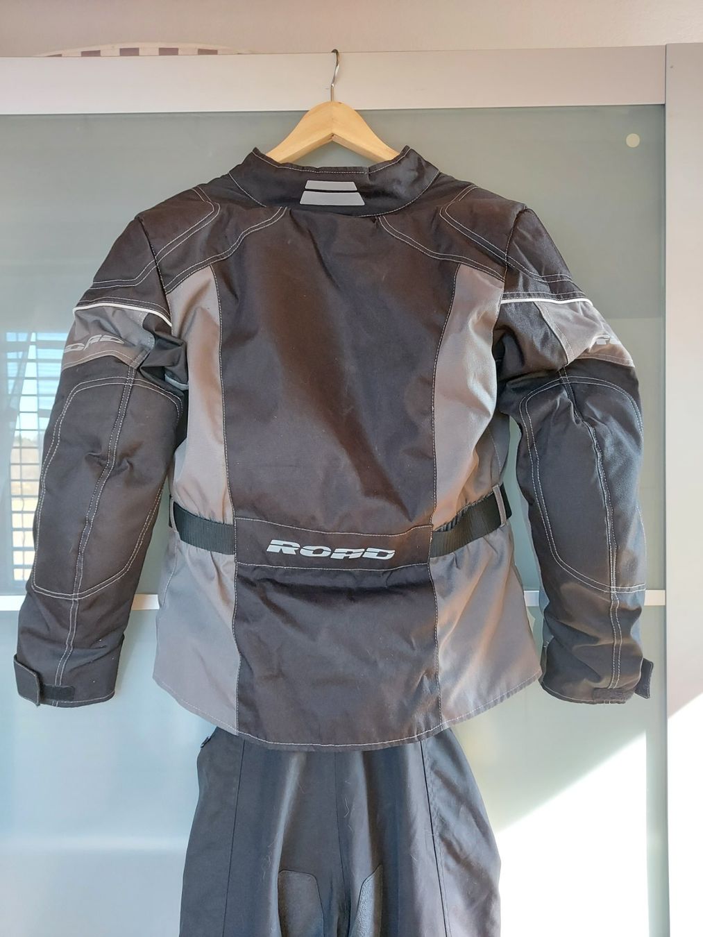 Anzüge: Motorradkombi ROAD, Grösse XS – Gebraucht aus Neuenegg von RESI06 4