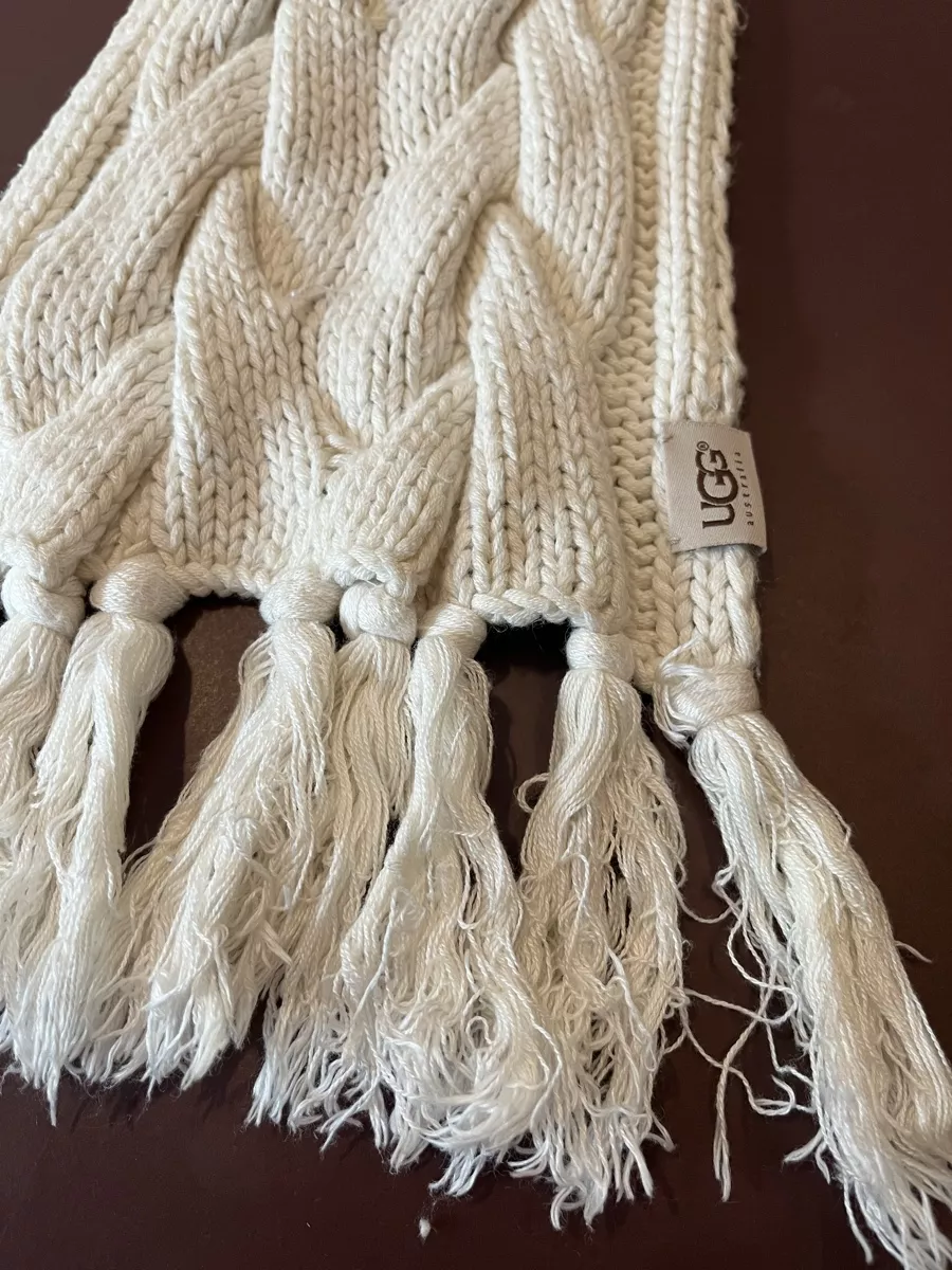 Foulard & Sciarpe: Écharpe Ugg blanche – Usato da St. Prex venduto da Nikolletta
