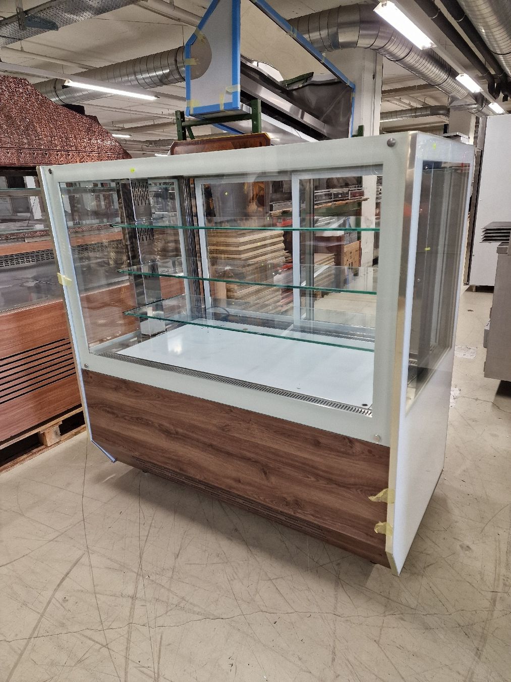 Allestimento di negozi e stand fieristici: KÜHLVITRINE – Usato da Niederwangen BE venduto da HasGastrobedarf 7