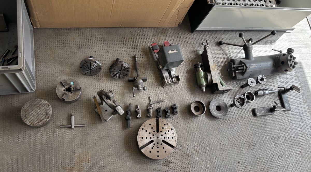 Schaublin Toutes les machines: Tour Schaublin 102 + accessoires  – D'occasion à St-Imier par ic.27 5