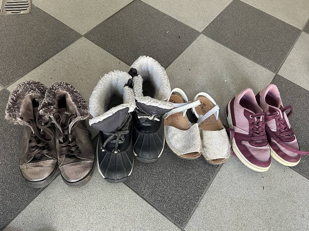 Damenschuhe: Scarpe ragazza – Gebraucht aus Claro von Moi_85 1