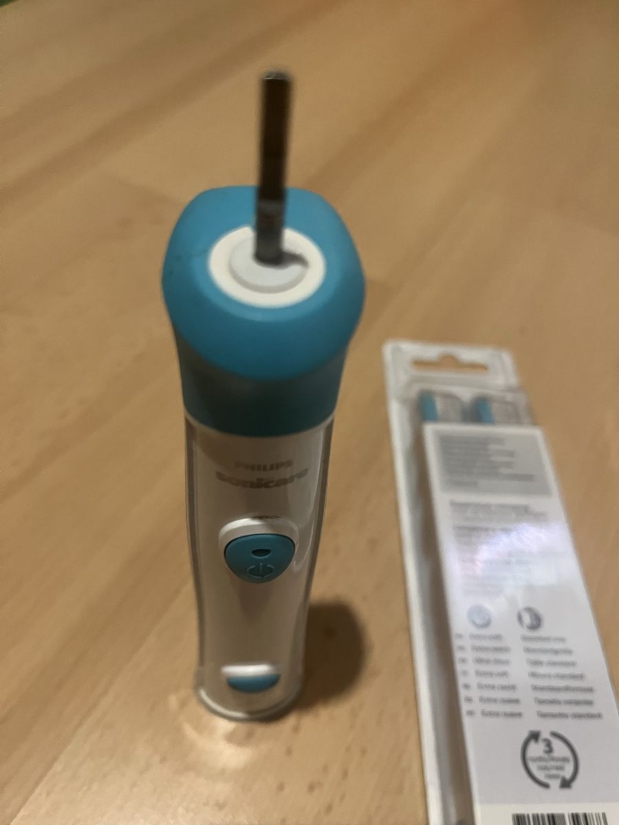Philips Sonicare Cura dei denti: Philips Sonicare Kids mit Ersatzbürsten – Usato da Jona venduto da tukan80 1
