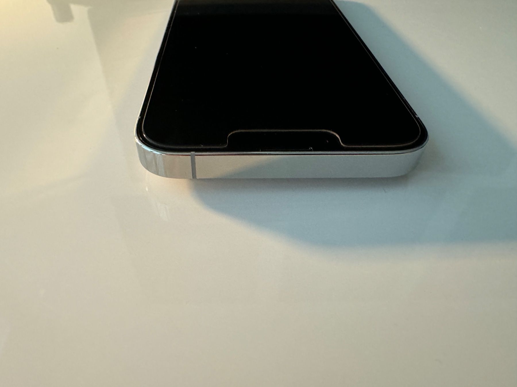Apple Handys / Smartphones: iPhone 13 Pro, 128 GB, weiss – Gebraucht aus Zürich von  2