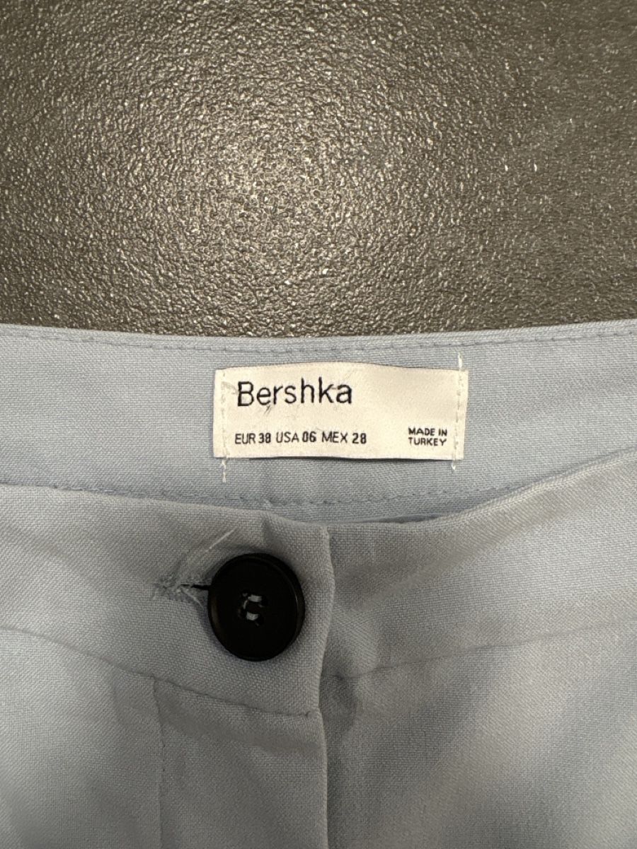 Bershka Pantaloni: Bershka Stoffhose 38 – Usato da Rümlang venduto da svent 3