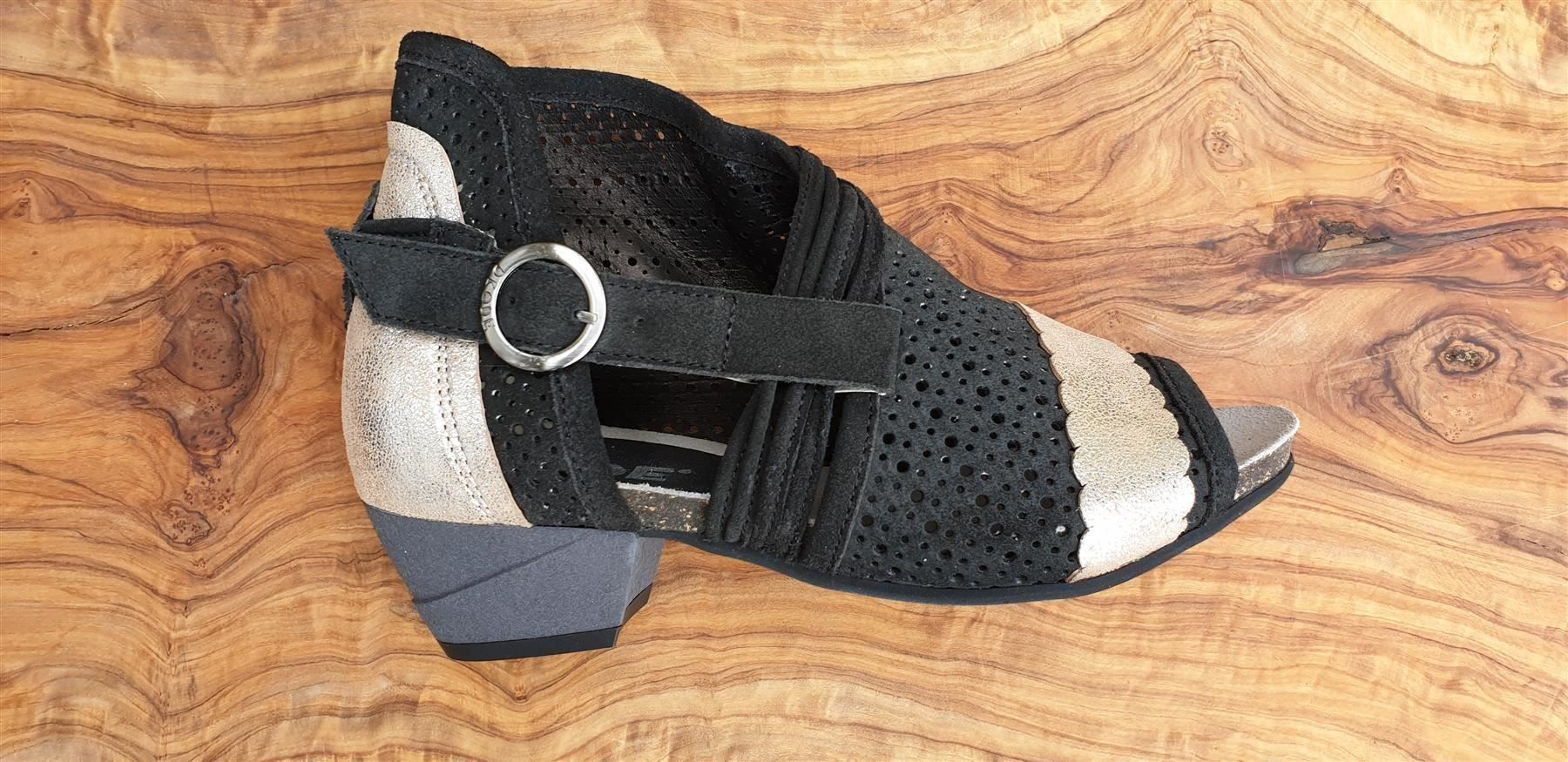 Scarpe da donna: DKODE Rae Leder  Sandalen 39 NP159.- NEU – Nuovo e nell'imballaggio originale da Buttwil venduto da MaraMari 2