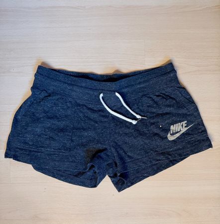 Nike Shorts Grösse M