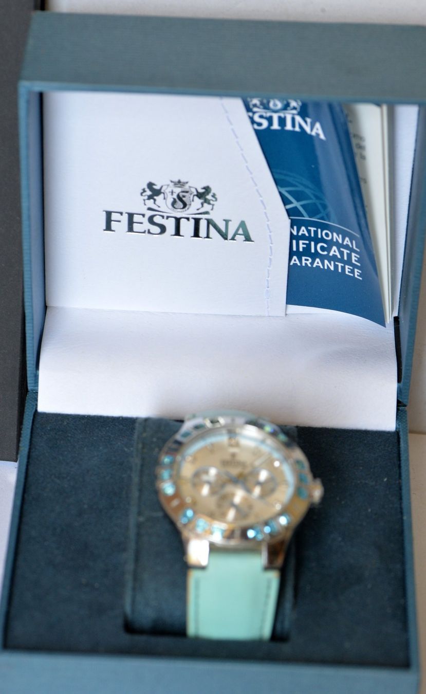 Uhren: Lot de 27 montres diverses plus ou moins défectueuses – Defekt aus Neuchâtel von Neuchatel 5