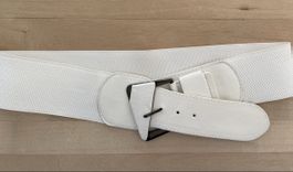 Weisser Stretch-Guertel mit Schnalle, Grösse 105!