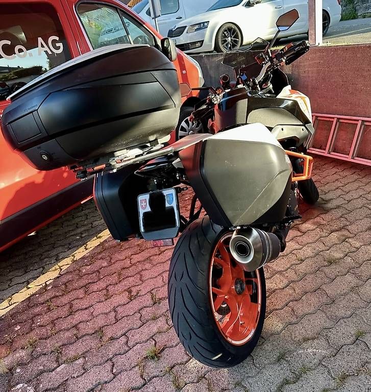 KTM Altro: KTM Super Duke GT – Usato da Niederwil AG venduto da jon_y59x 4