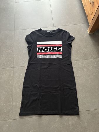 Nikkie Kleid schwarz Grösse 36 mit Print guter Zustand