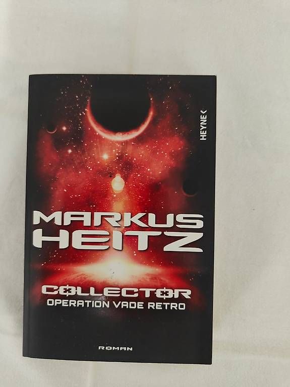 Libri: Markus Heitz COLLECTOR und OPERATION VADE RETRO SCI FI – Usato da Wetzikon ZH venduto da Matrixx7 2