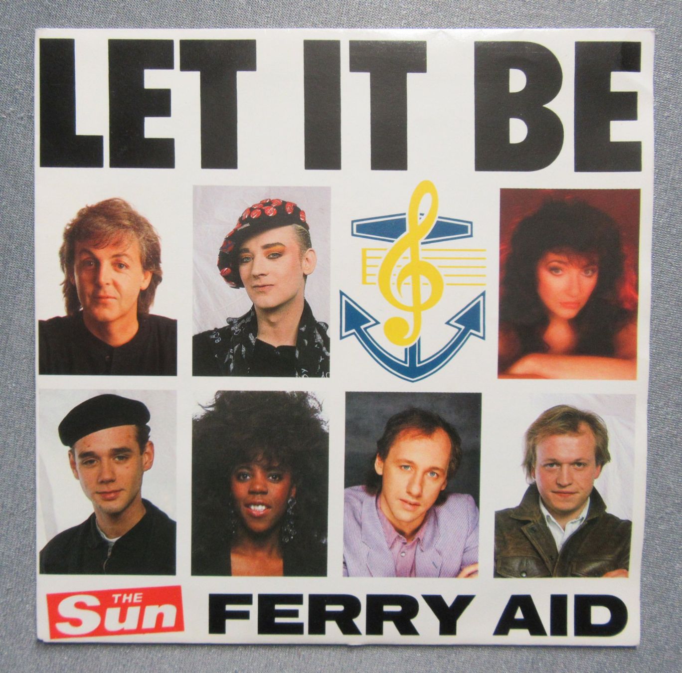 Dischi in vinile: Ferry Aid - Let it be - Single ab CHF 1.00 – Usato da Auenstein venduto da Padabimbim