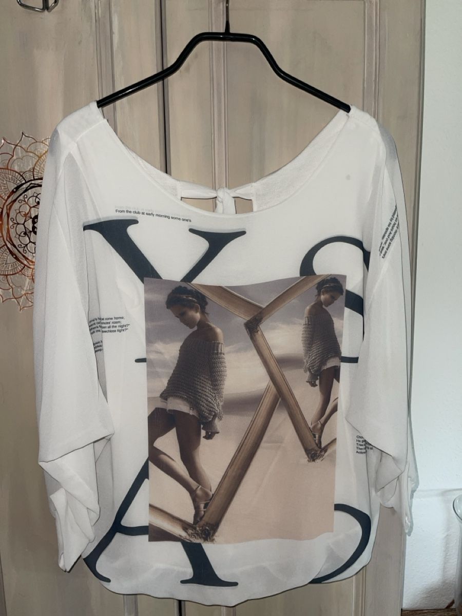 Camicette:  weisse Bluse  mit Print, onesice – Nuovo (secondo la descrizione) da Bützberg venduto da dan_jhn9