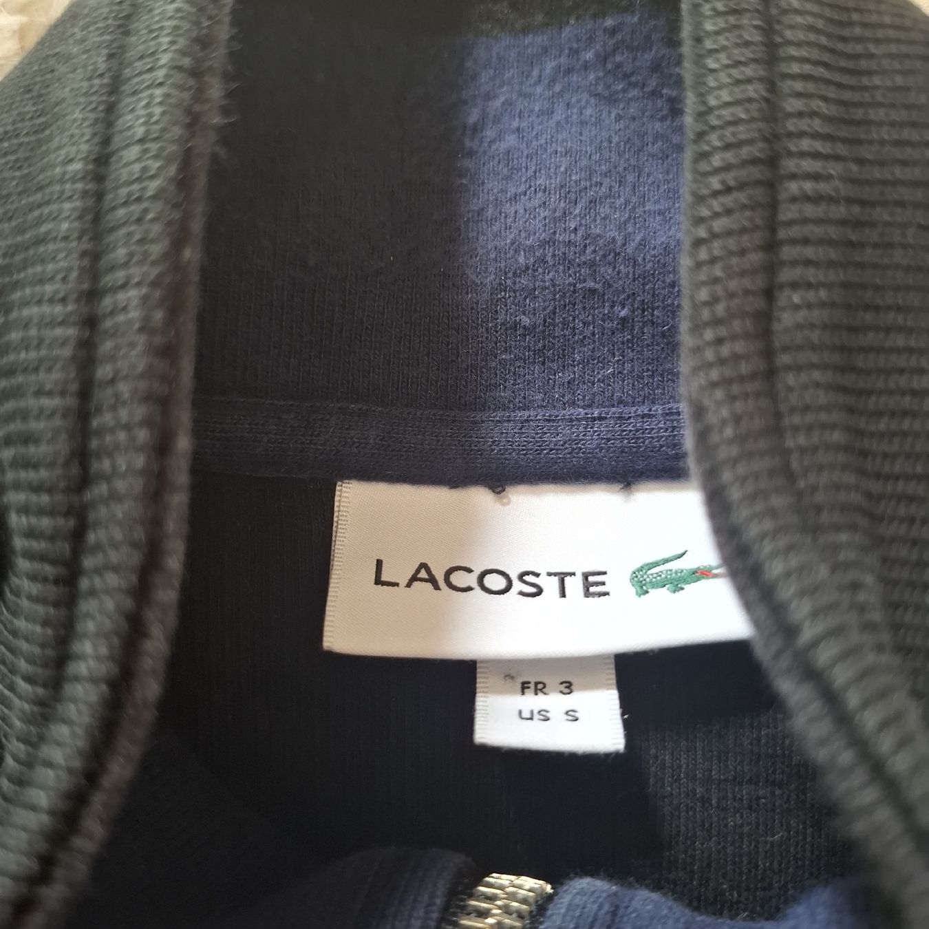 Lacoste Maglioni & Felpe: Lacoste Half Zip Noir Taille S – Usato da Le Locle venduto da QUALI-PRIX 4