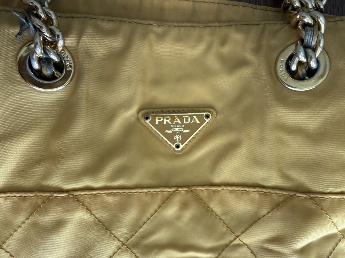 Prada Borse da donna: Prada Vintage Nylon Handtasche – Usato da Davesco-Soragno venduto da tin_6xjv 1