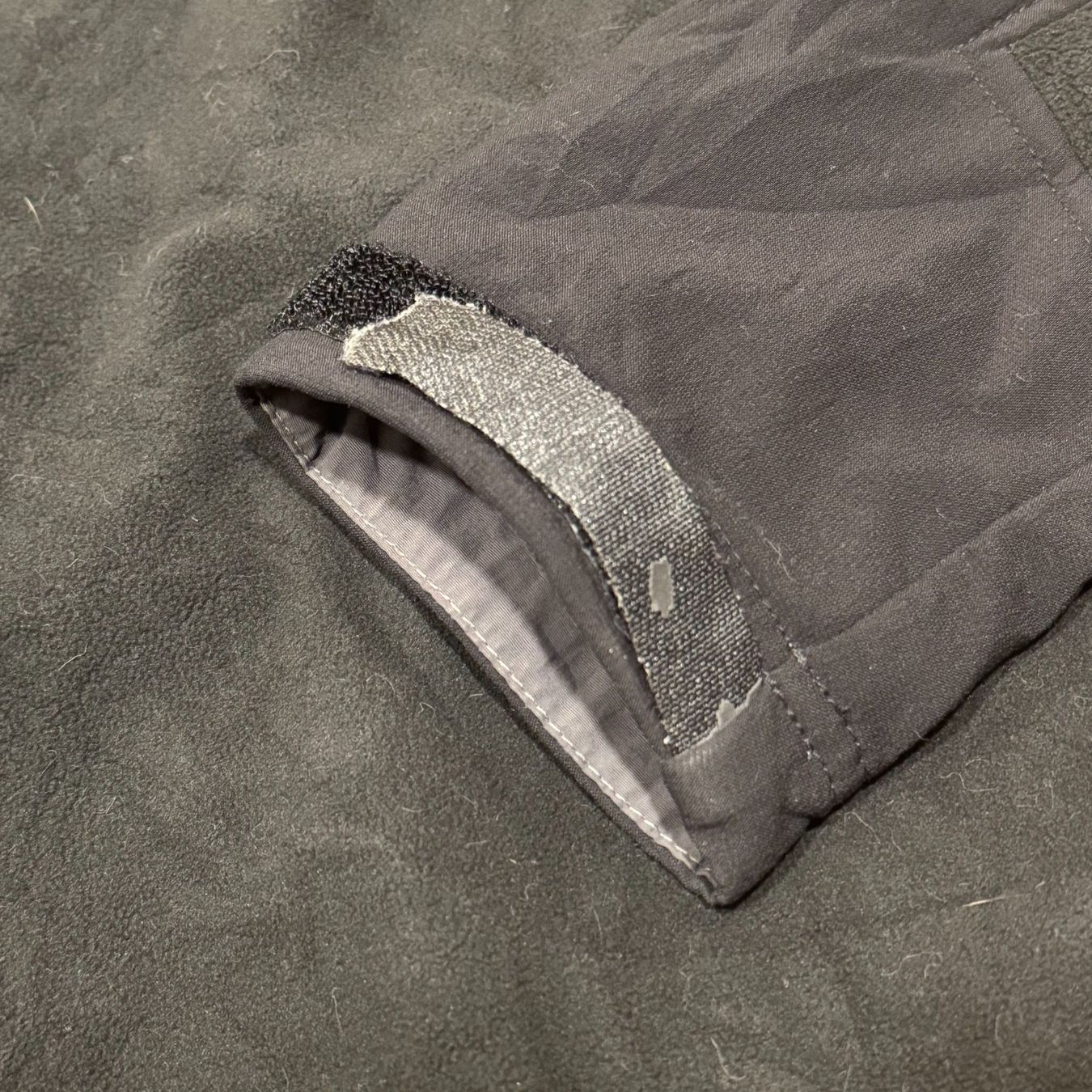 North Face Giacche: The North Face functional black fleece jacket winter d – Usato da St. Gallen venduto da sourced_limited 6