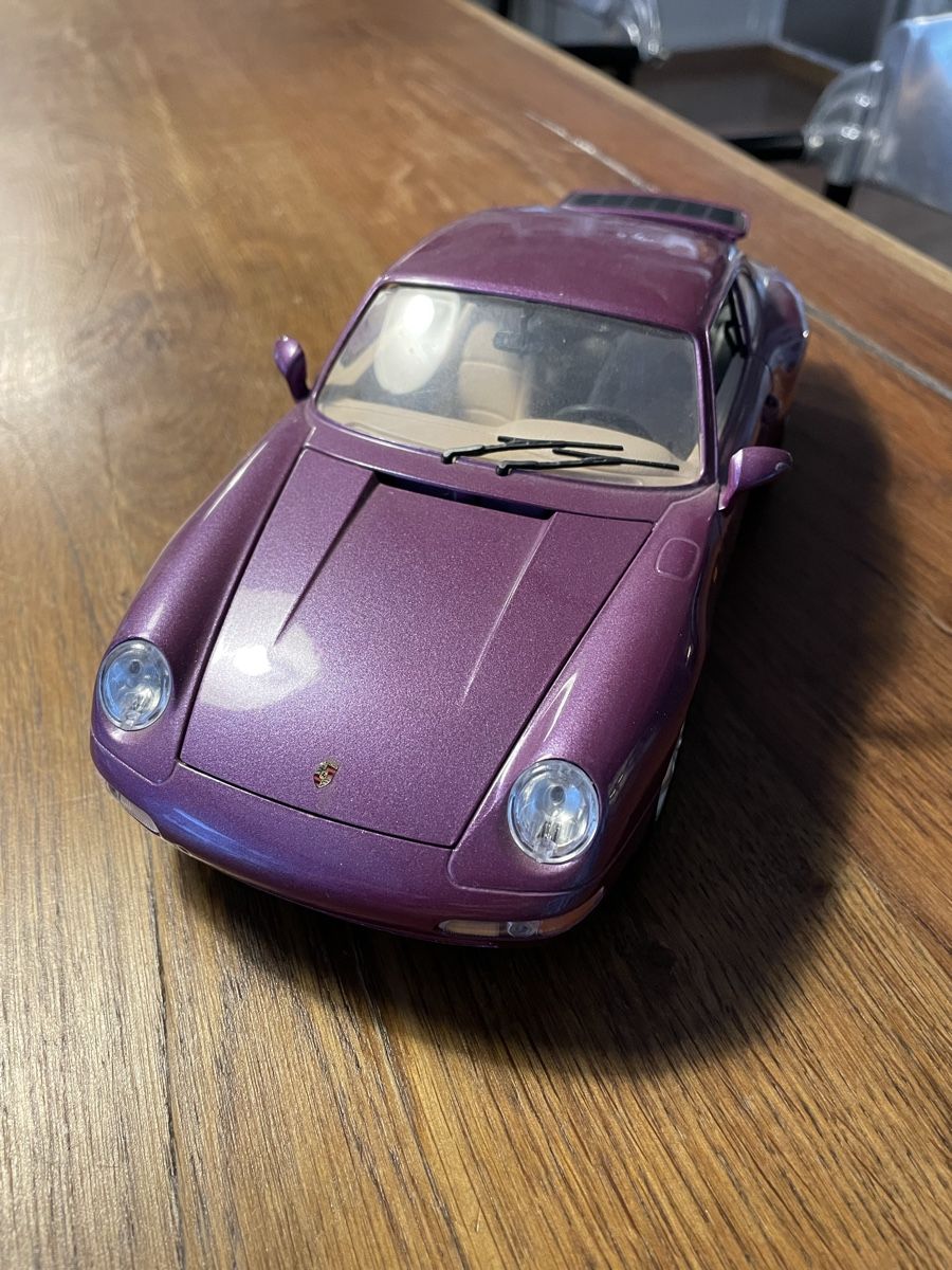 Bburago Modellini d'auto: Porsche 993 Carrera Burago – Nuovo (secondo la descrizione) da Laupen BE venduto da Perigoso 2