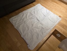 Edredon fibre pour bébé, 100x120cm, neuf jamais utilisé