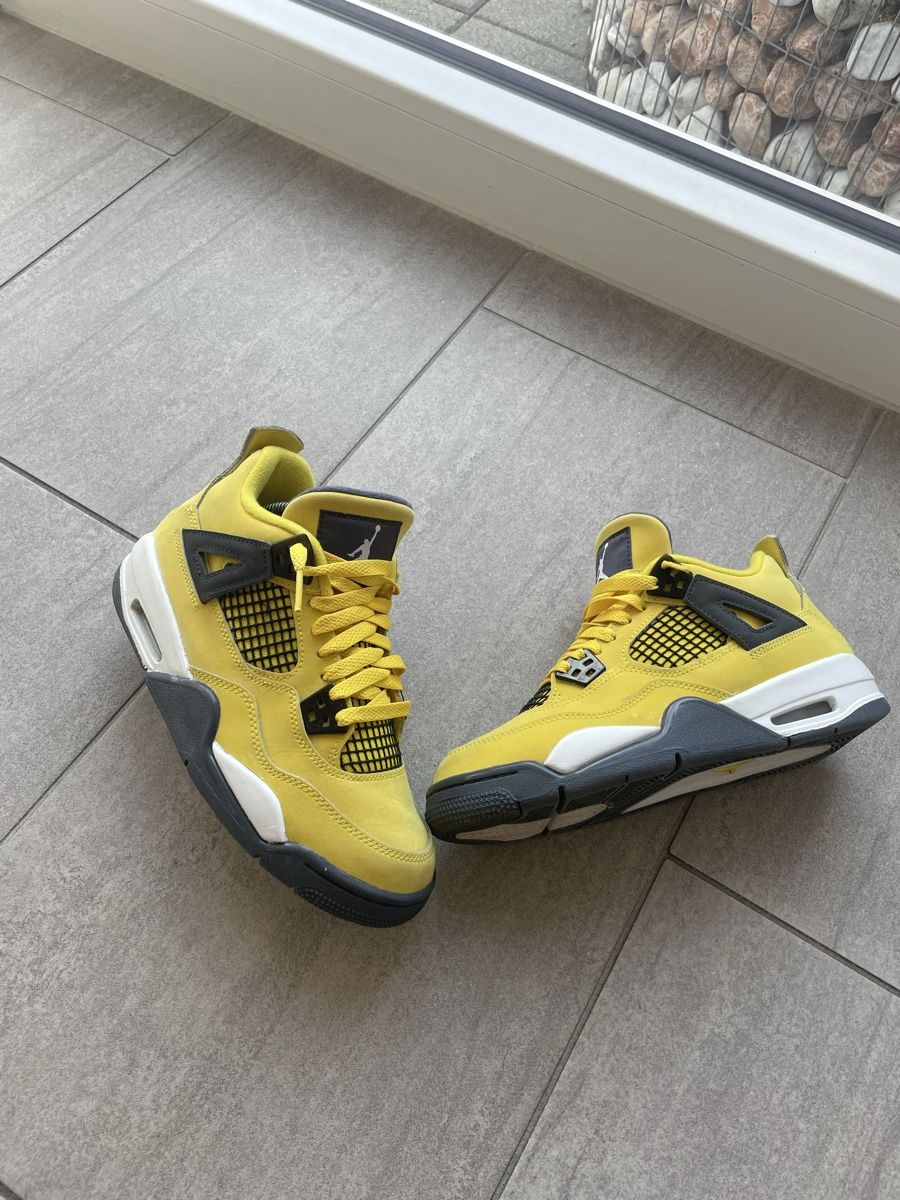 Jordan Herrenschuhe: Jordan 4 – Gebraucht aus Dompierre FR von matmath 1