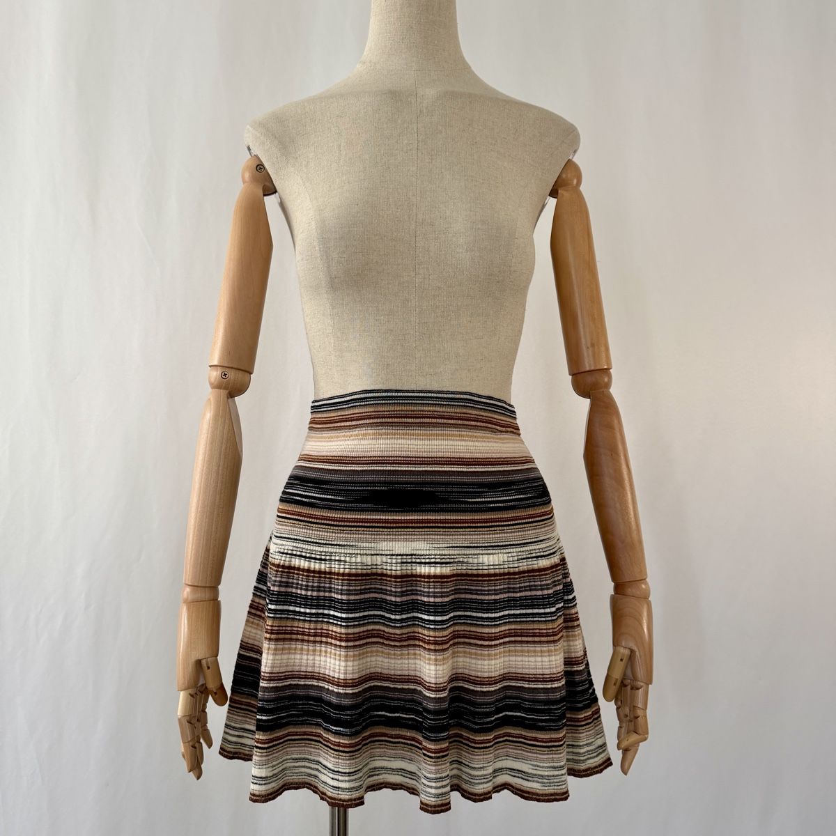 Missoni Gonne: MISSONI Wool Mini Skirt – Nuovo (secondo la descrizione) da Emmen venduto da Colette-Juliette