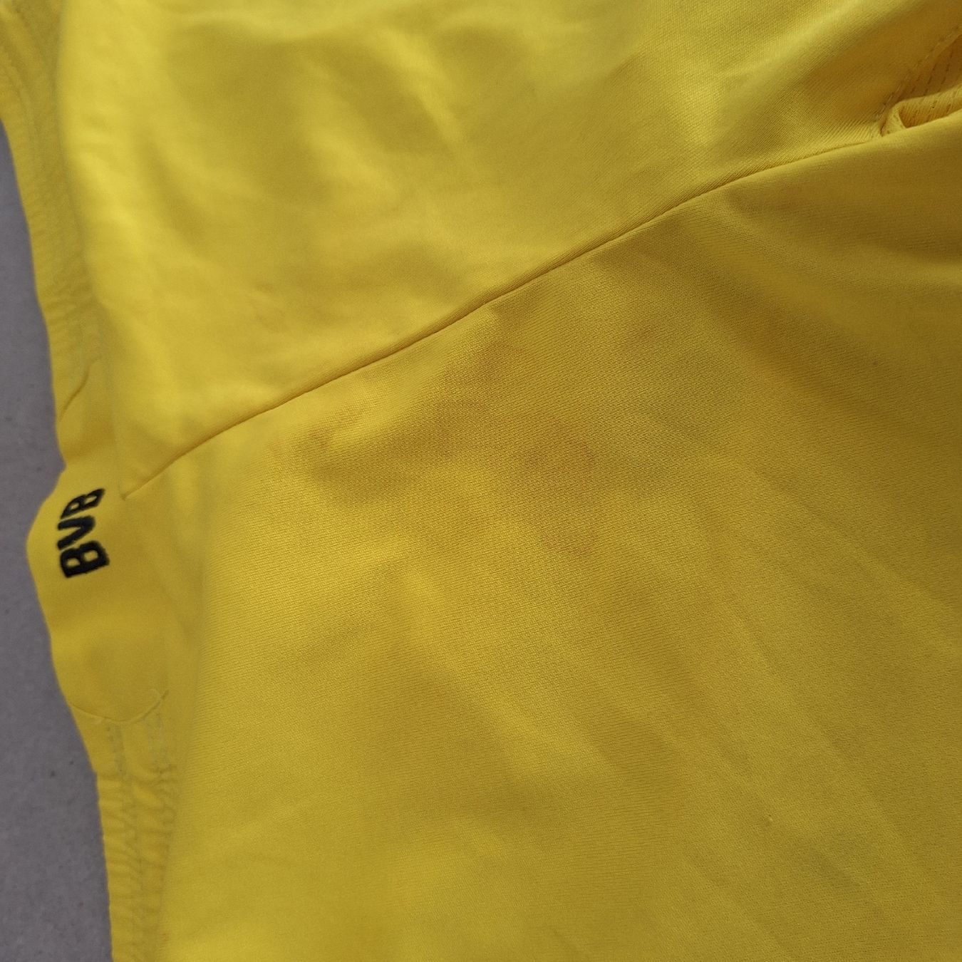 Leibchen & Hosen: puma bvb09 S  – Gebraucht aus Bellinzona von labottegadiElena 3