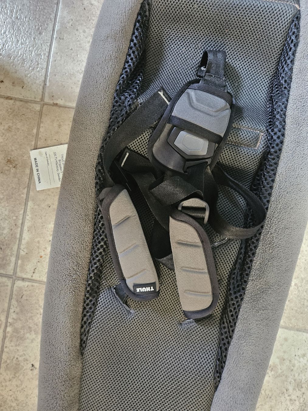 Thule Anhänger: thule infant sling – Gebraucht aus Dietikon von AlehJo 1