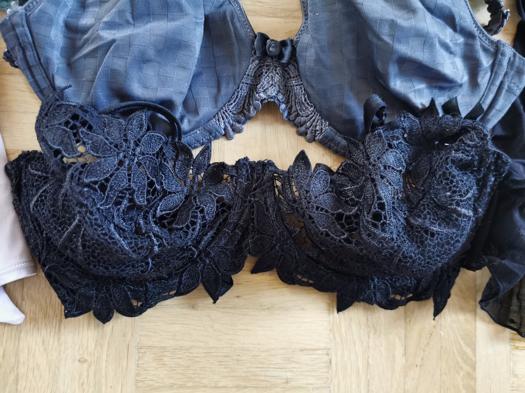 Sonstige Unterwäsche: Lingerie BH Set Gr. 80B/85B – Gebraucht aus Stäfa von flamingo_17 5