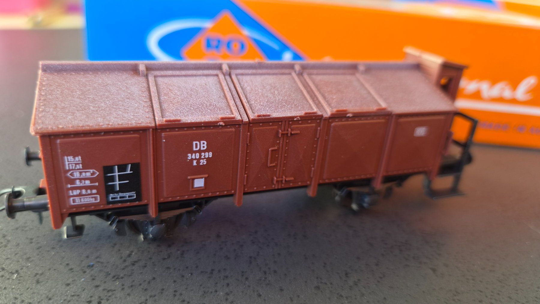 Roco Modellini di ferrovie: Roco 4389A Klappdeckelwagen H0 DC OVP – Nuovo e nell'imballaggio originale da Huttwil venduto da Tgv03 4