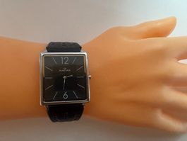 NACAR HERRENUHR  32x34mm LEÄUFT SEHR SELTENER