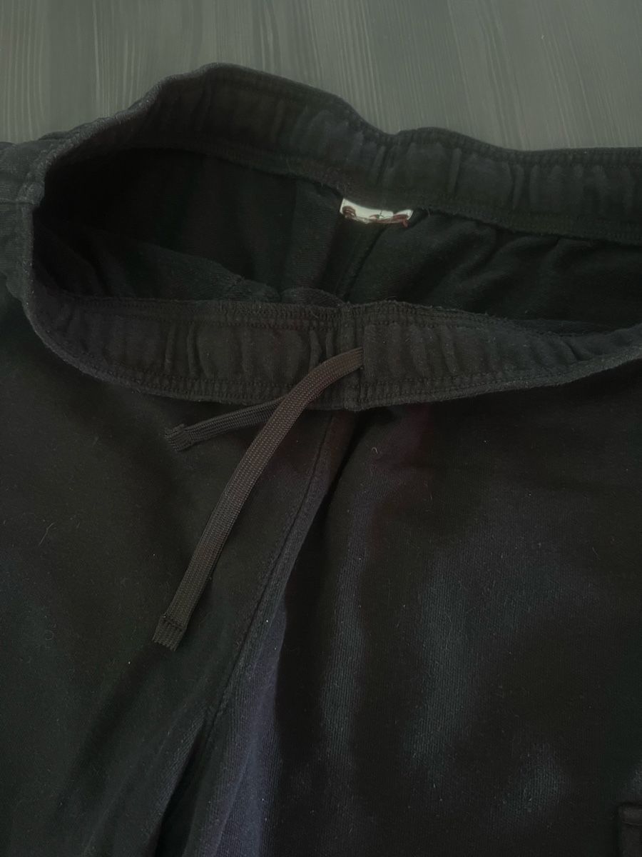 Champion Pantaloni: Champion Cargo Shorts schwarz M/L – Usato da Glashütten venduto da x.mayla 2