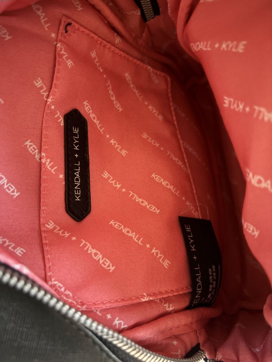 Borse da donna: Kendall+Kylie – Nuovo (secondo la descrizione) da Pully venduto da Kalissa 5