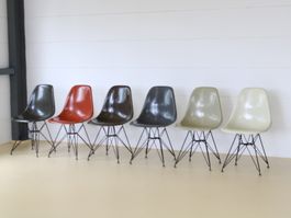 Eames Fiberglas Stühle von Hermann Miller