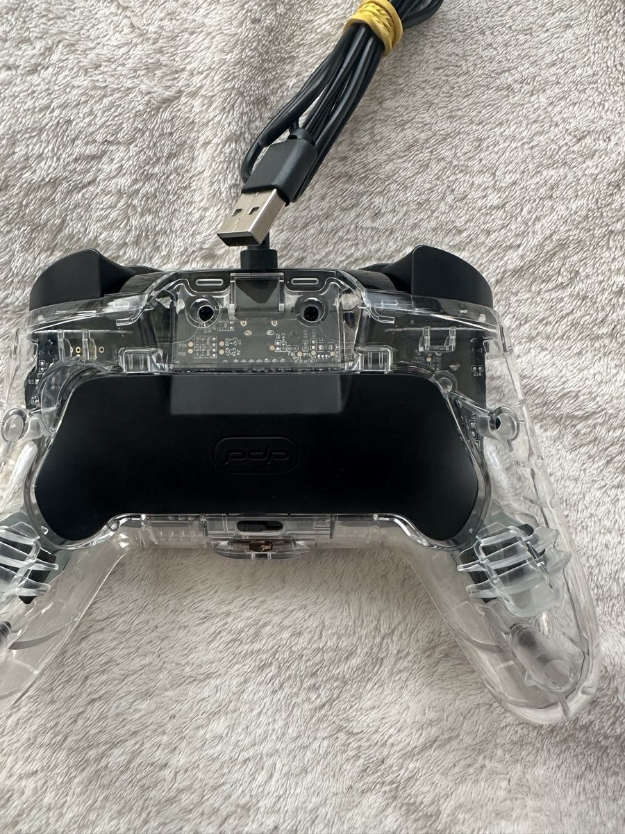 Nintendo Console:  Controller Nintendo Switch kabelgebunden transparent – Nuovo (secondo la descrizione) da Glattbrugg venduto da sab_989l 1