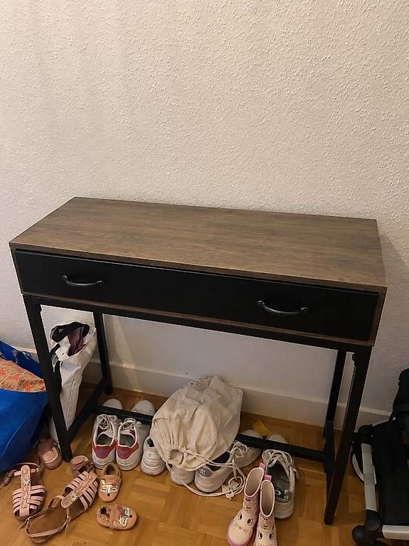 Cassettiere: Console d'entrée  – Nuovo e nell'imballaggio originale da Genève venduto da bro_b58q