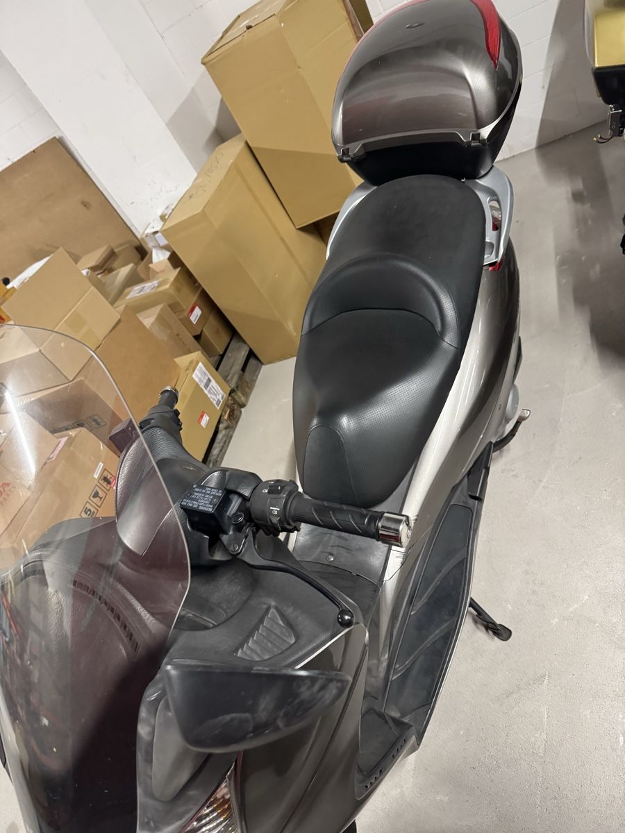 Honda Scooter: Honda silberwing 125  – Usato da Marthalen venduto da gho_xp9m 7