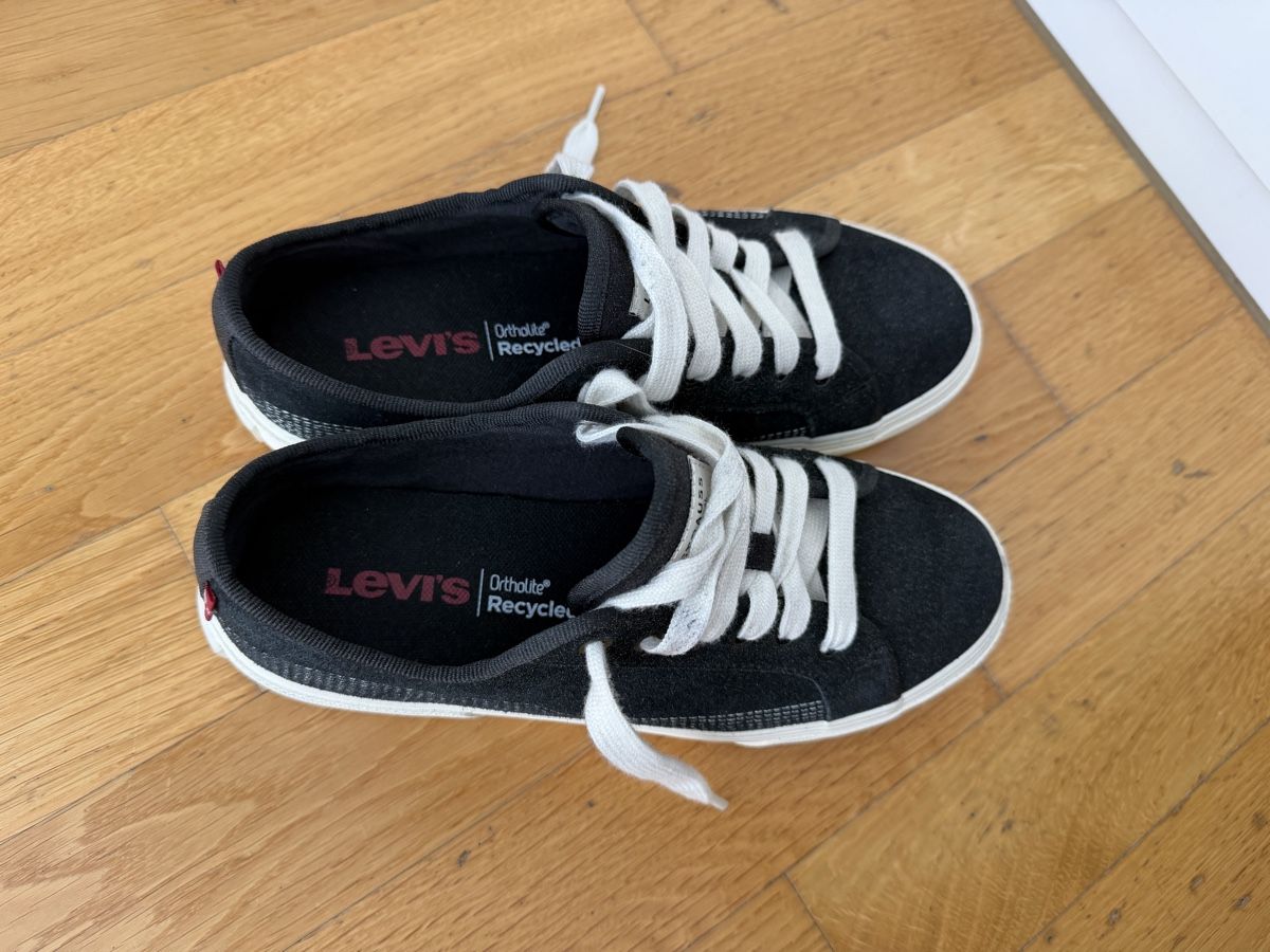 Levi's Scarpe da uomo: Levis Schuhe gr 37 – Usato da St.Gallen venduto da bubo2008