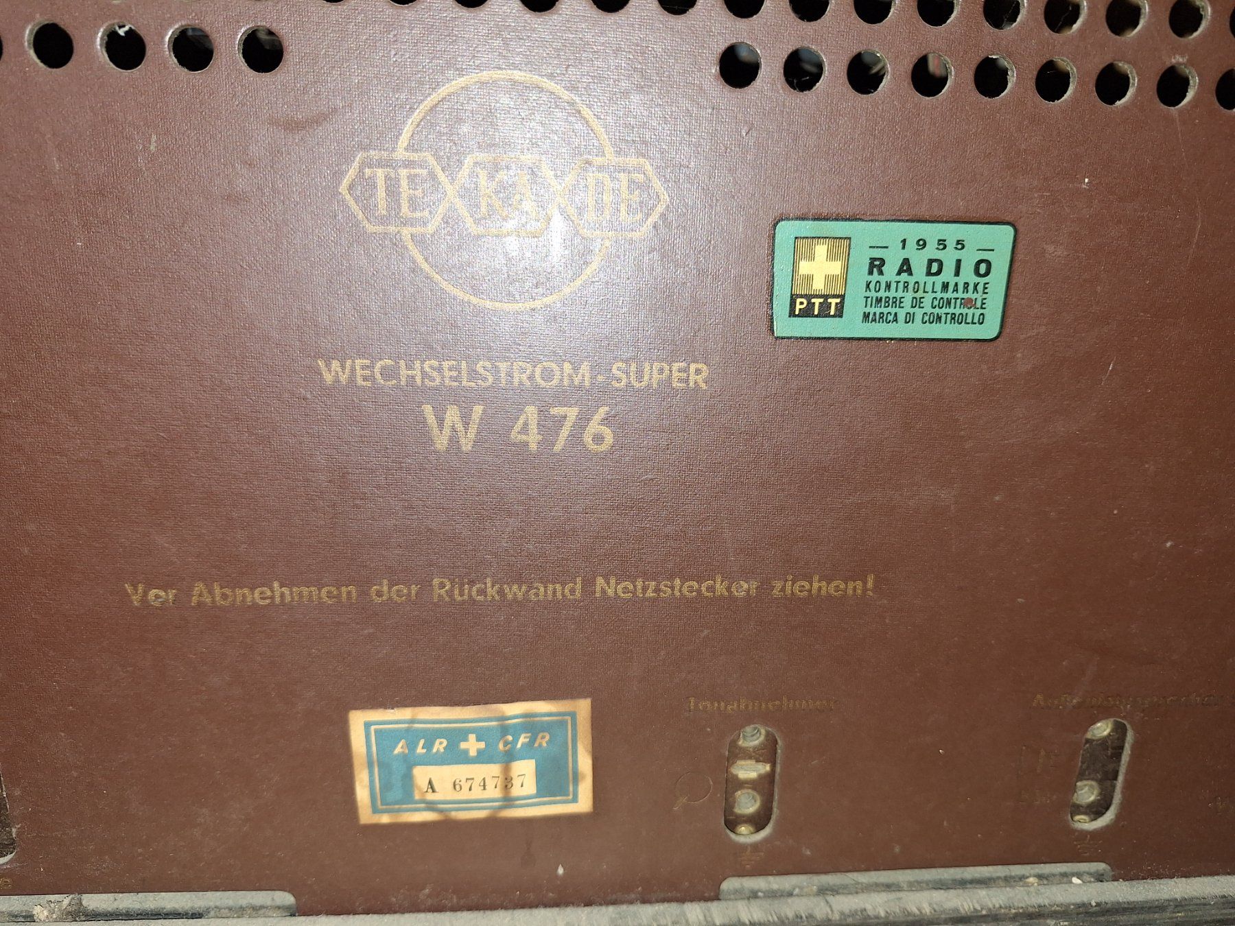 Radios: Röhrenradio – Défectueux à Seltisberg par Phibs 1